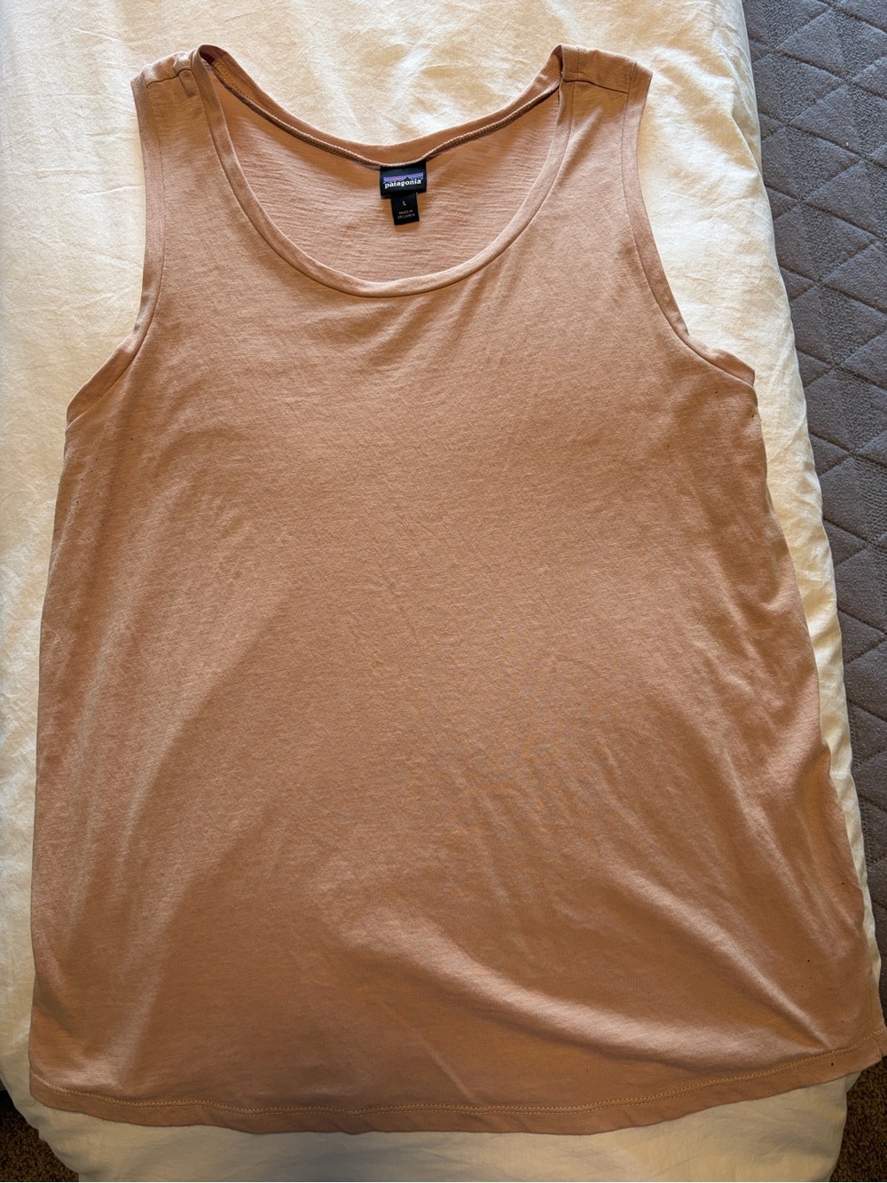 Patagonia Scoop Neck Tank in Light Pink